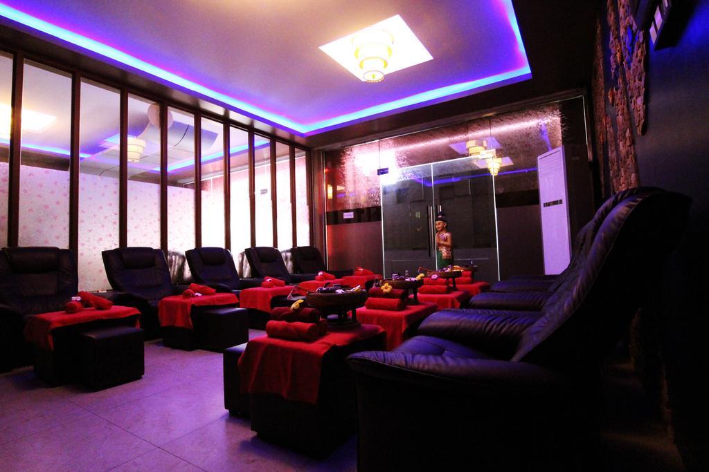 Perfect Hotel Mandalaj Kültér fotó