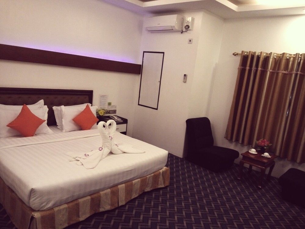 Perfect Hotel Mandalaj Kültér fotó